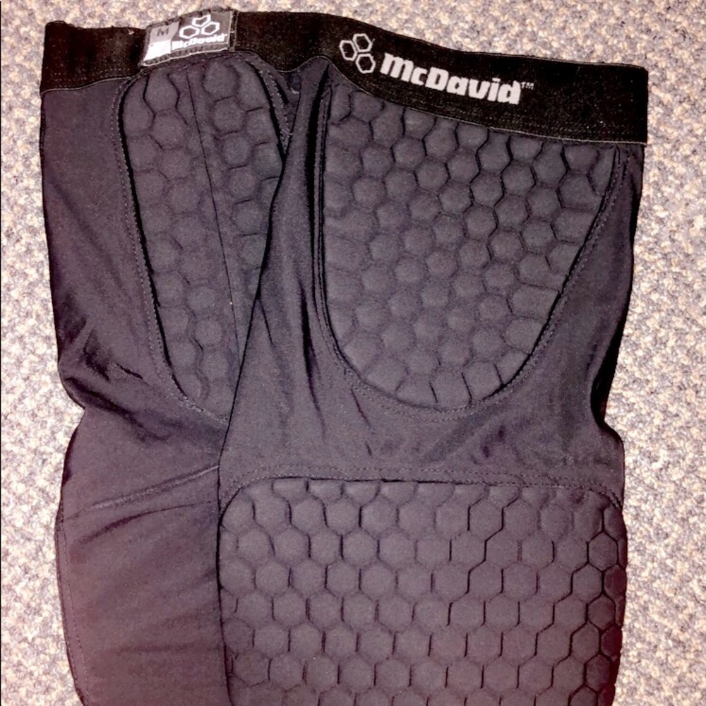 McDavid Padded Compression Shorts (Men’s M)